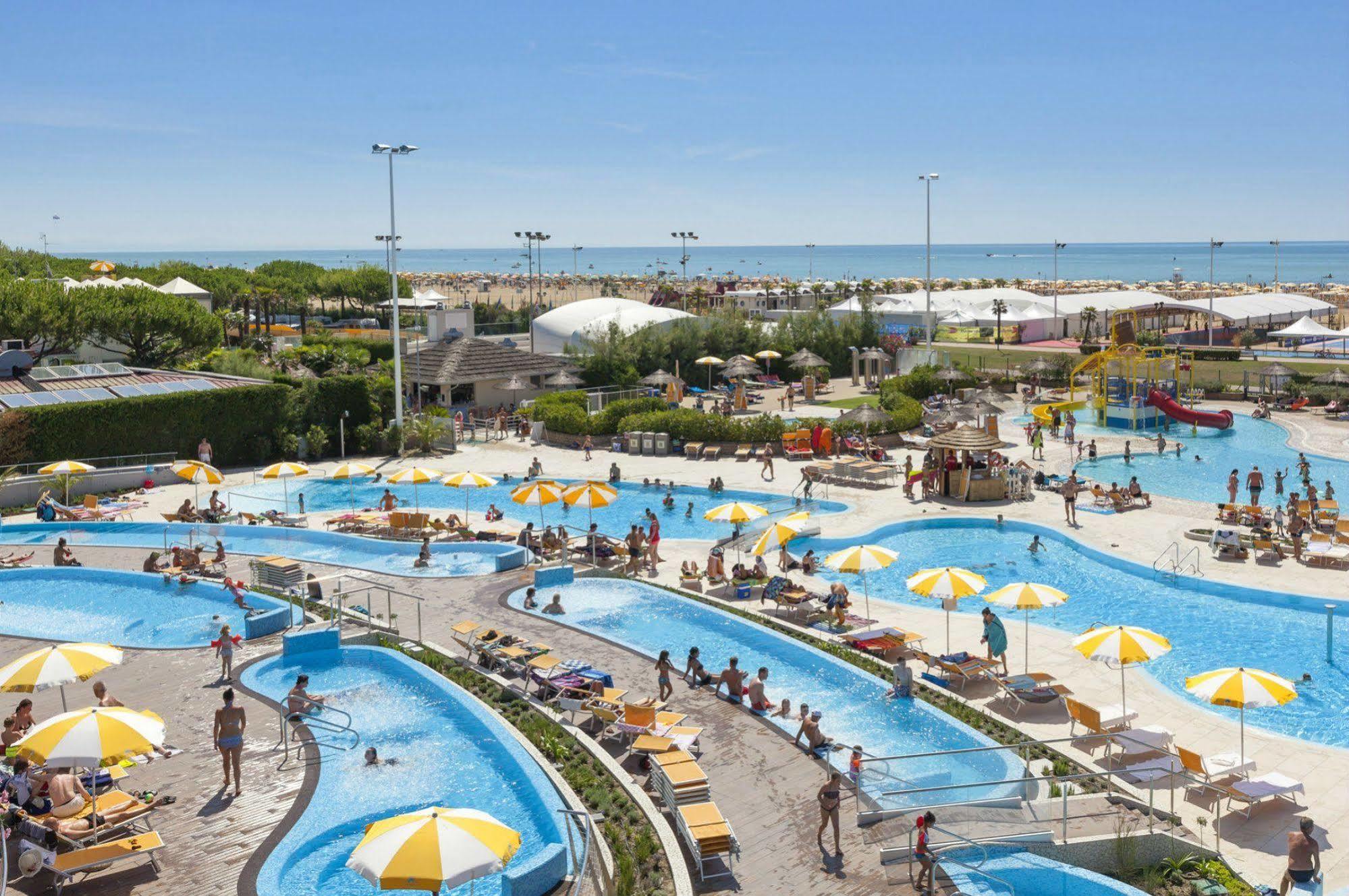 Villaggio Turistico Internazionale 4*